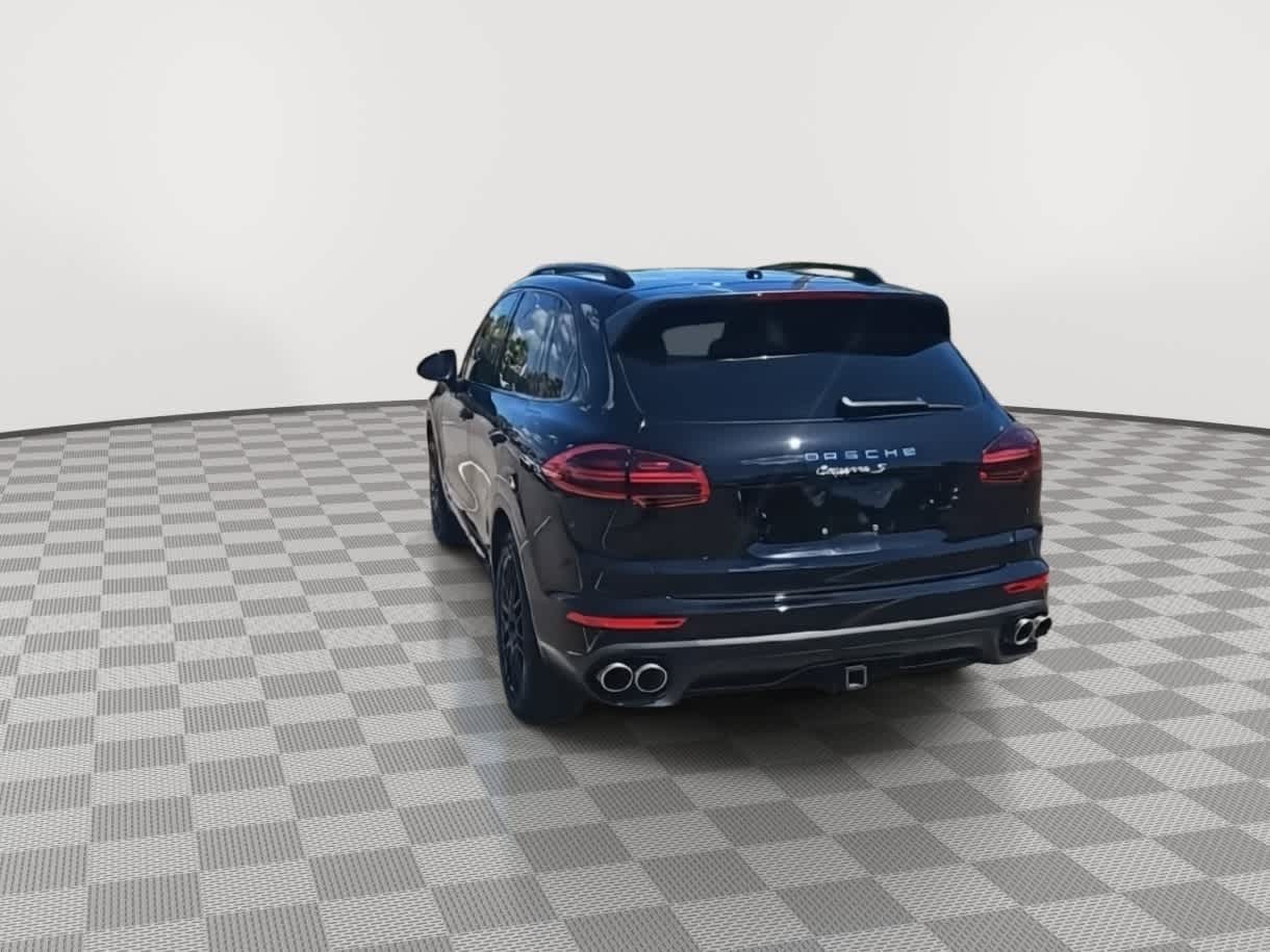 Thumbnail: 2017 Porsche Cayenne - 7