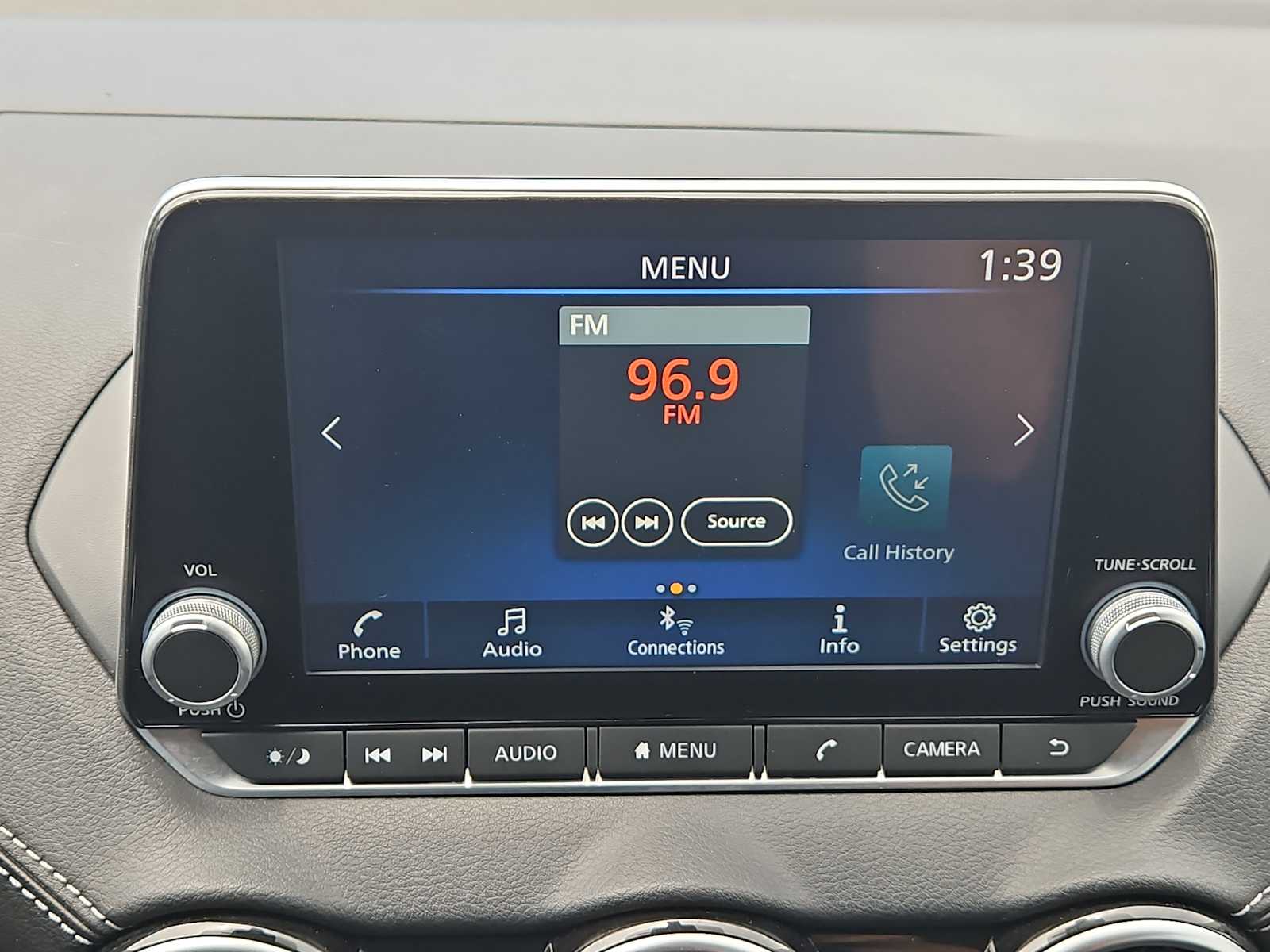 2022 Nissan Sentra SV 20