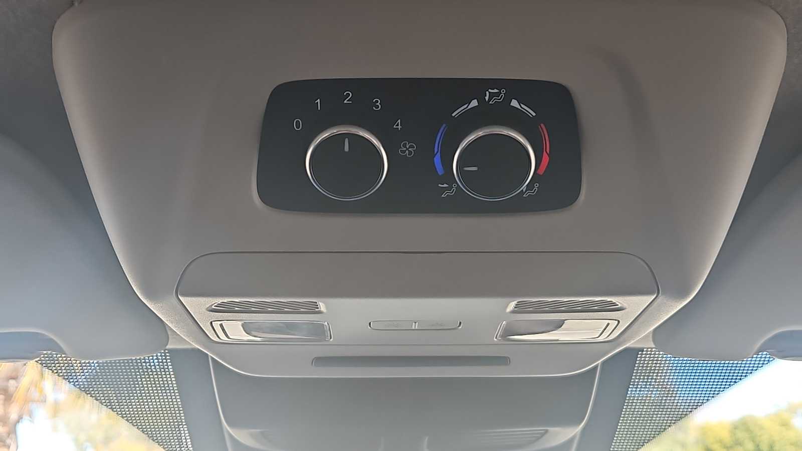 Thumbnail: 2023 Ford Econoline - 19