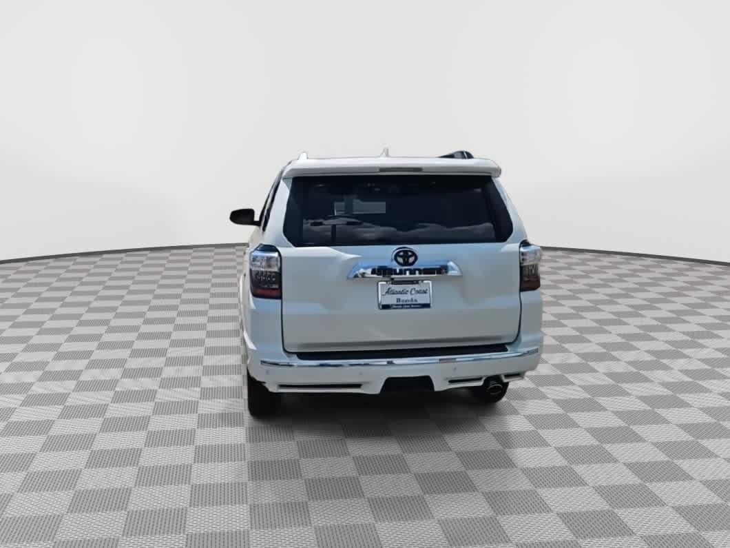 Thumbnail: 2021 Toyota 4Runner - 7