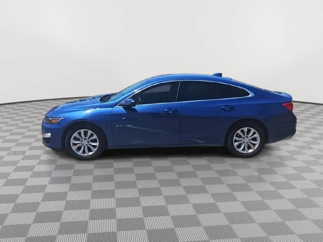 Thumbnail: 2023 Chevrolet Malibu - 5