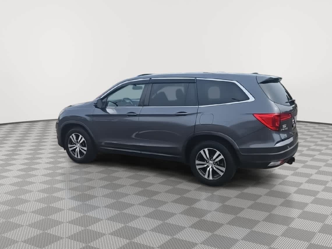 Thumbnail: 2016 Honda Pilot - 6