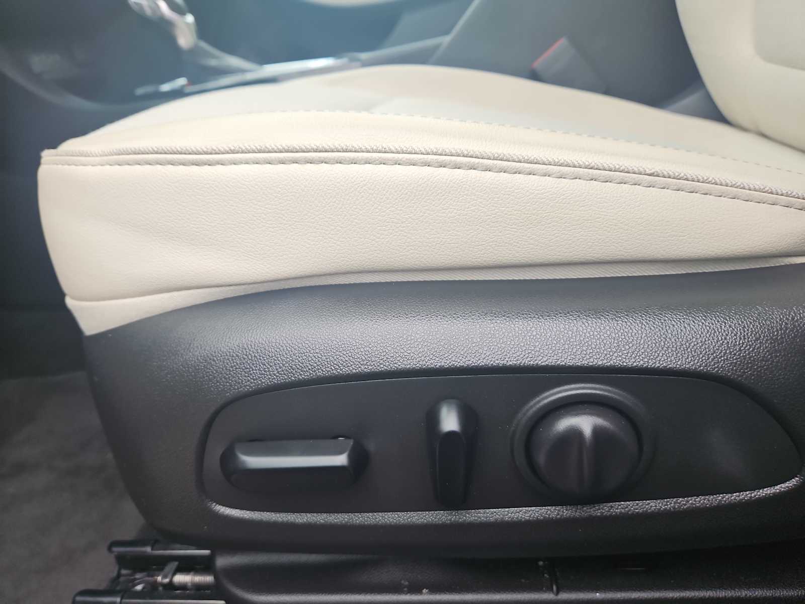 Thumbnail: 2021 Buick Encore GX - 14