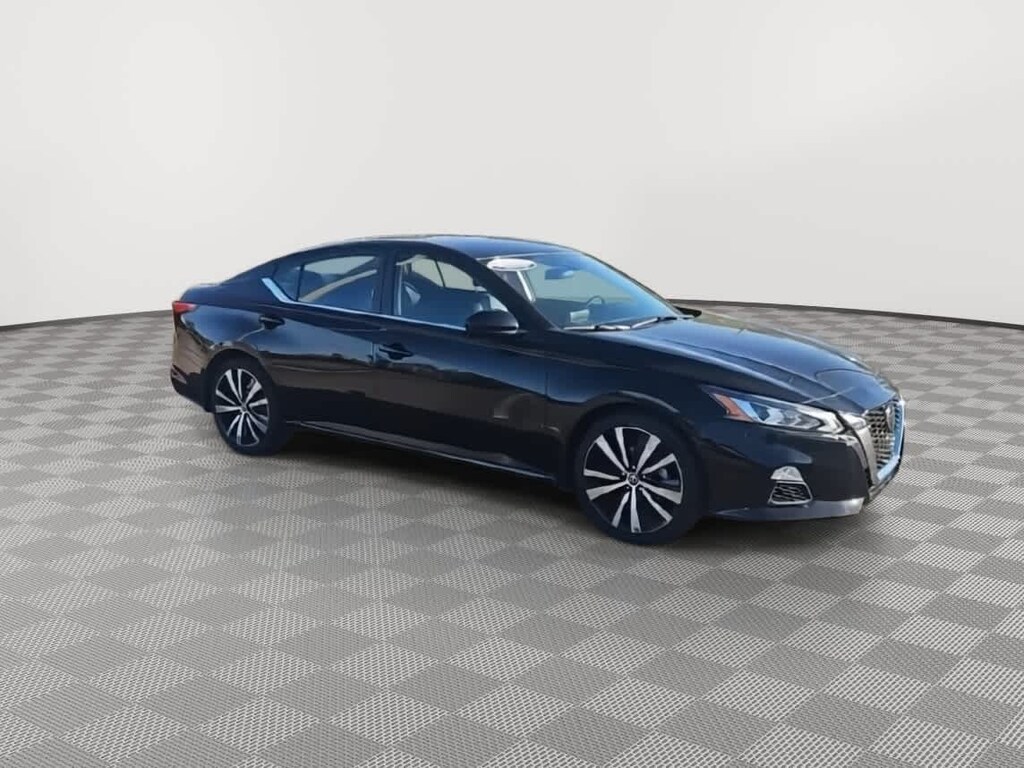 Used 2022 Nissan Altima 2.5 SR Sedan