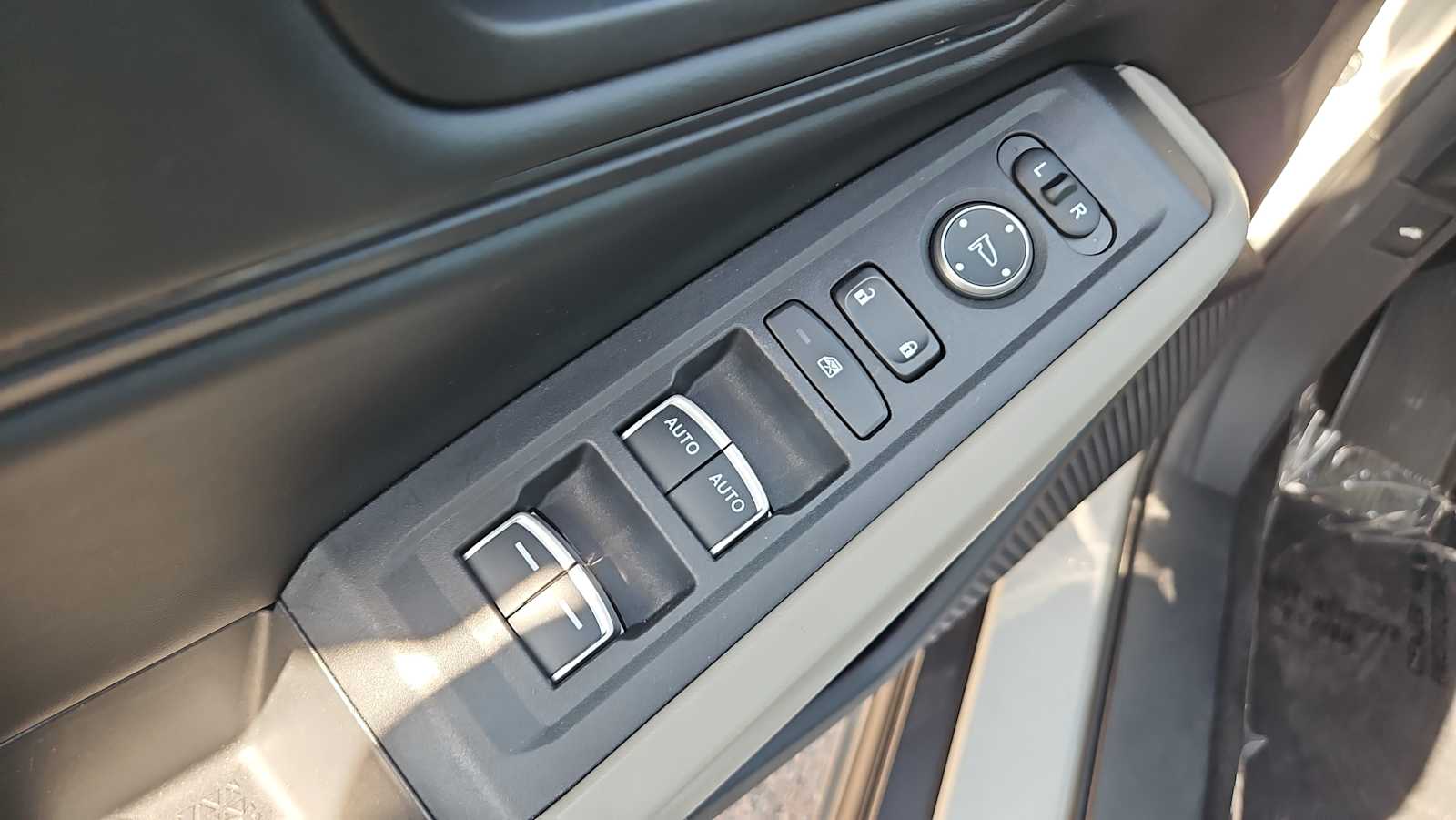 Thumbnail: 2023 Honda Accord - 15