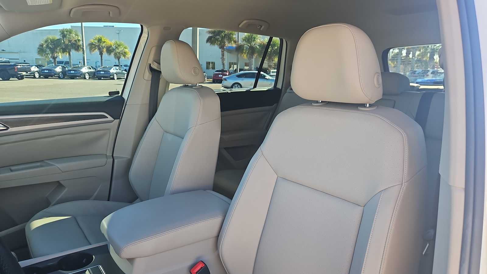 Thumbnail: 2019 Volkswagen Atlas - 13