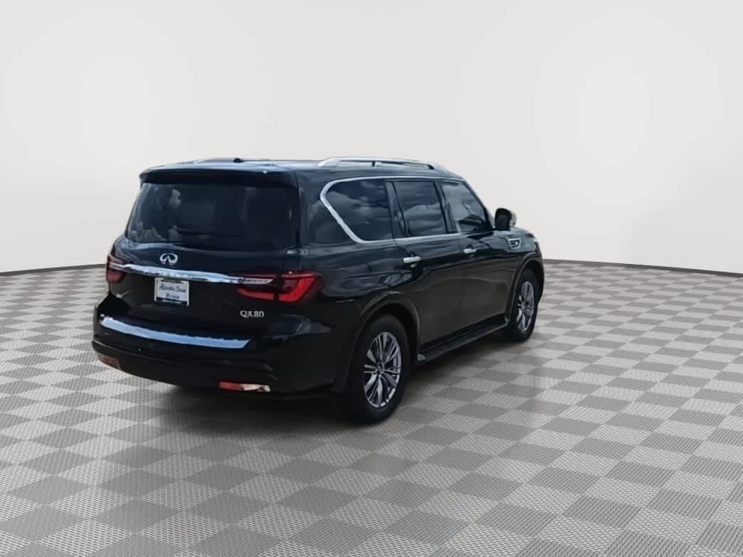 Thumbnail: 2022 INFINITI QX80 - 8