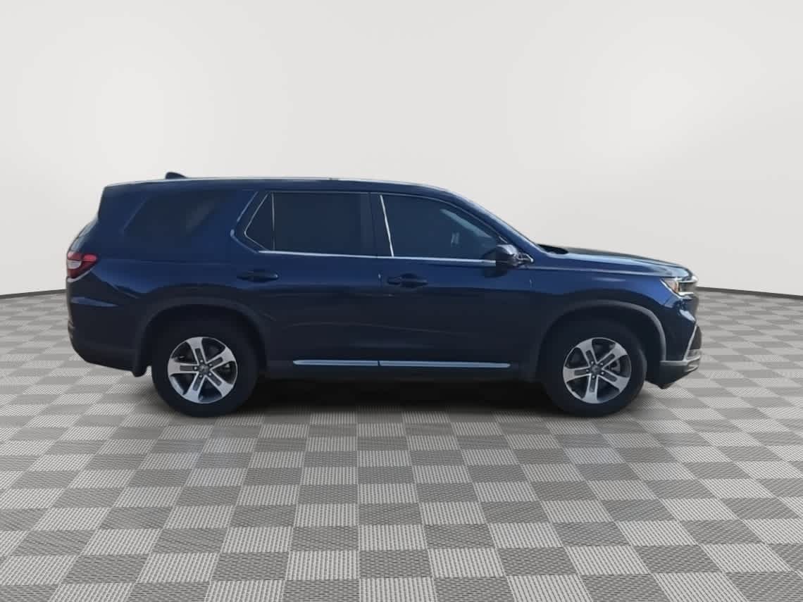 Thumbnail: 2023 Honda Pilot - 9