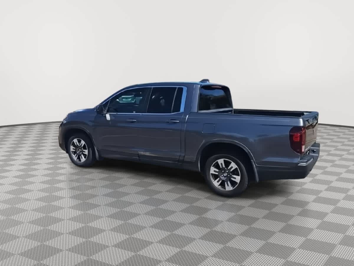 Thumbnail: 2017 Honda Ridgeline - 6