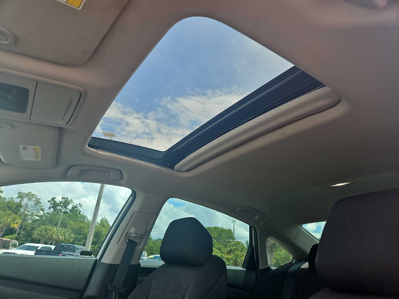 2023 Honda Accord  17