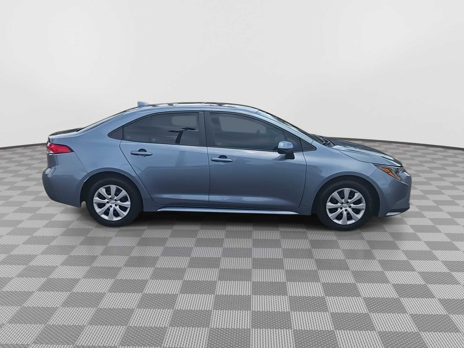 Thumbnail: 2023 Toyota Corolla - 9