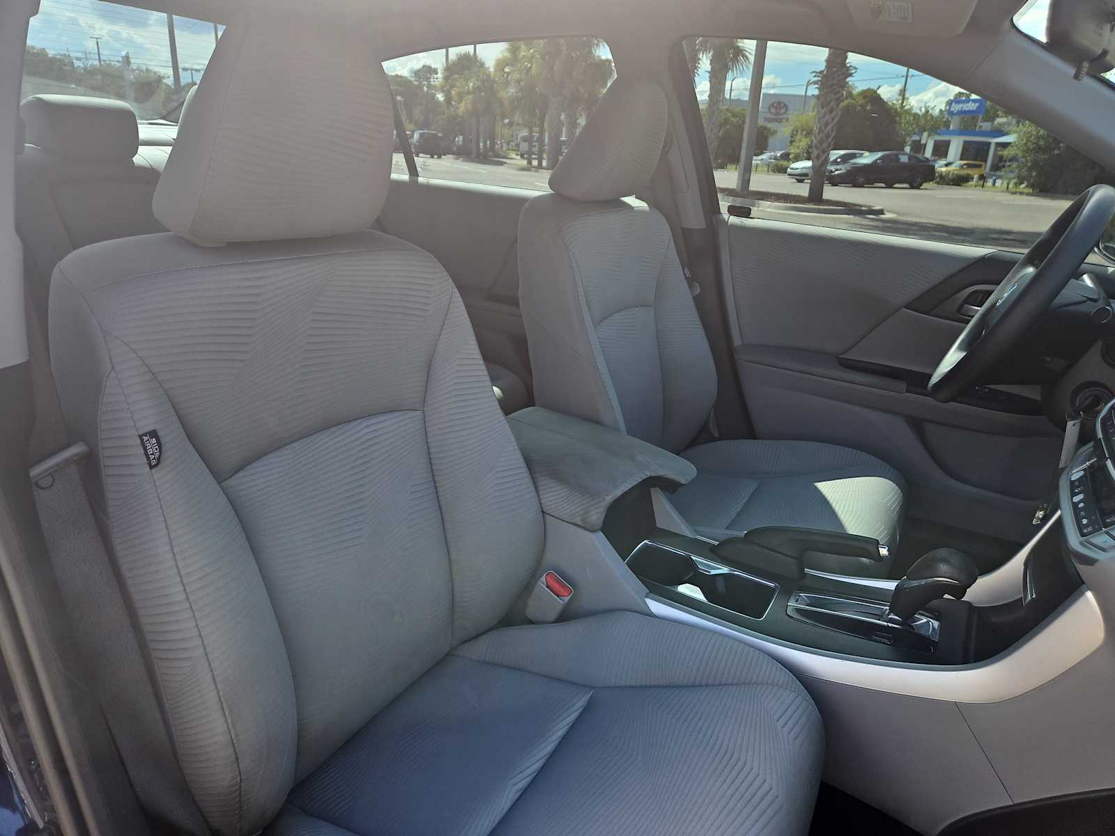 Thumbnail: 2015 Honda Accord - 25