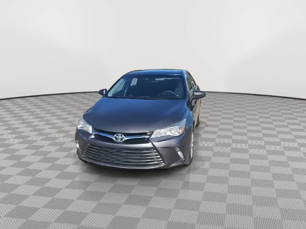 Used 2017 Toyota Camry LE Sedan