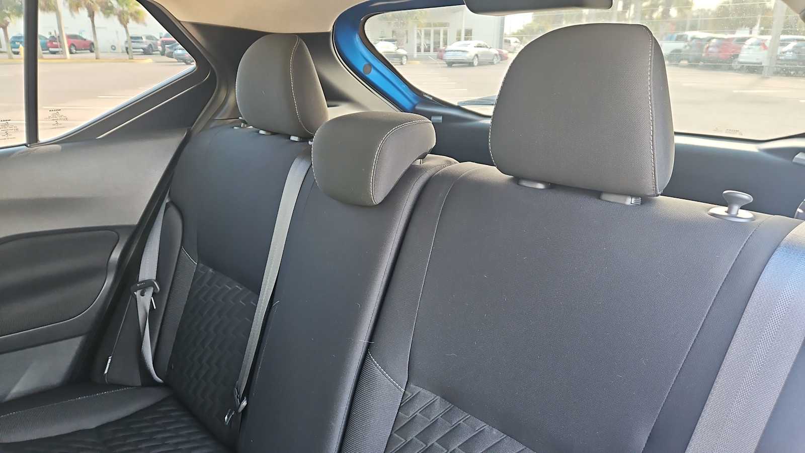 Thumbnail: 2023 Nissan Kicks - 24