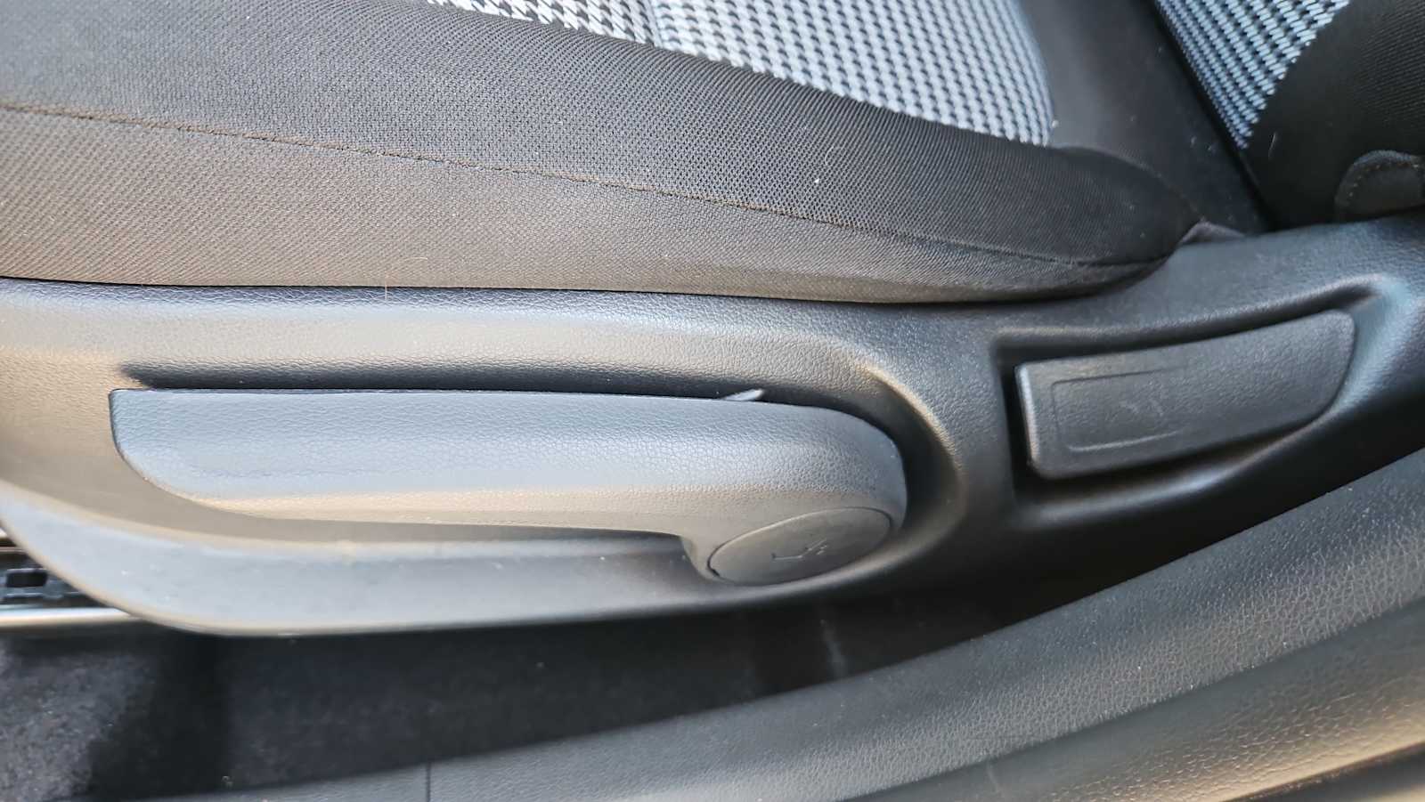 Thumbnail: 2023 Hyundai Kona - 14