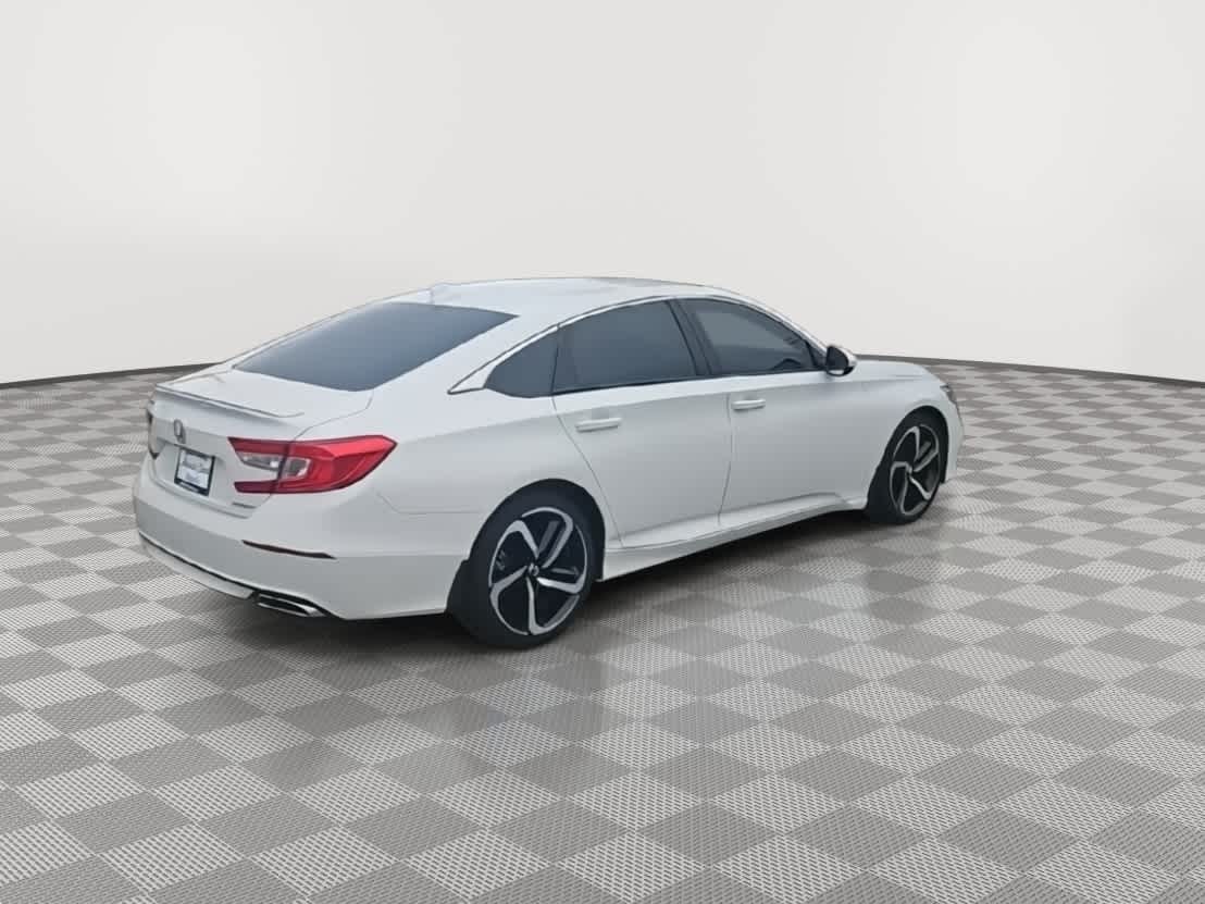 Thumbnail: 2018 Honda Accord - 8