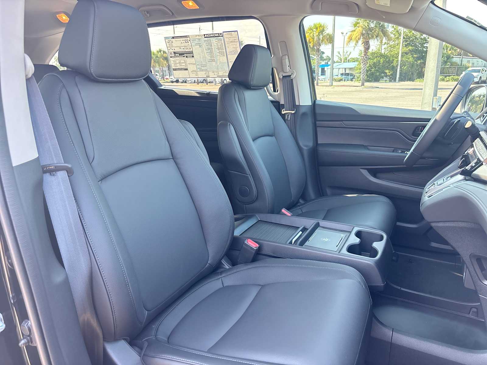 Thumbnail: 2026 Honda Odyssey - 26