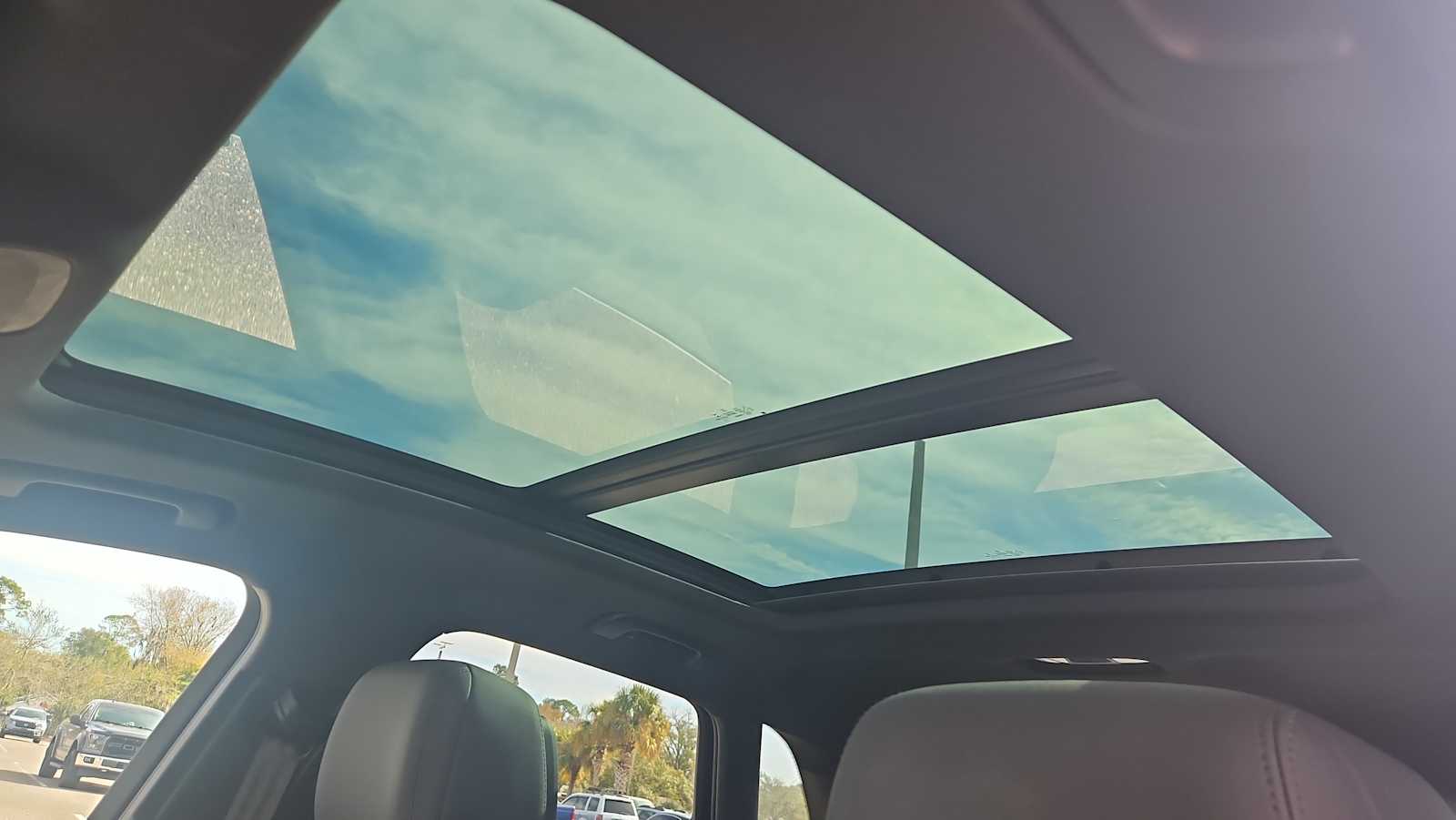 Thumbnail: 2022 Audi Q3 - 16