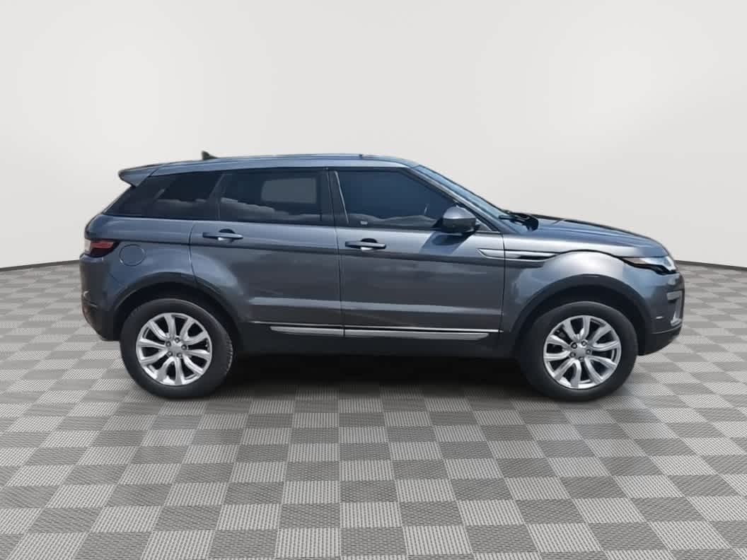 Thumbnail: 2016 Land Rover Range Rover Evoque - 9