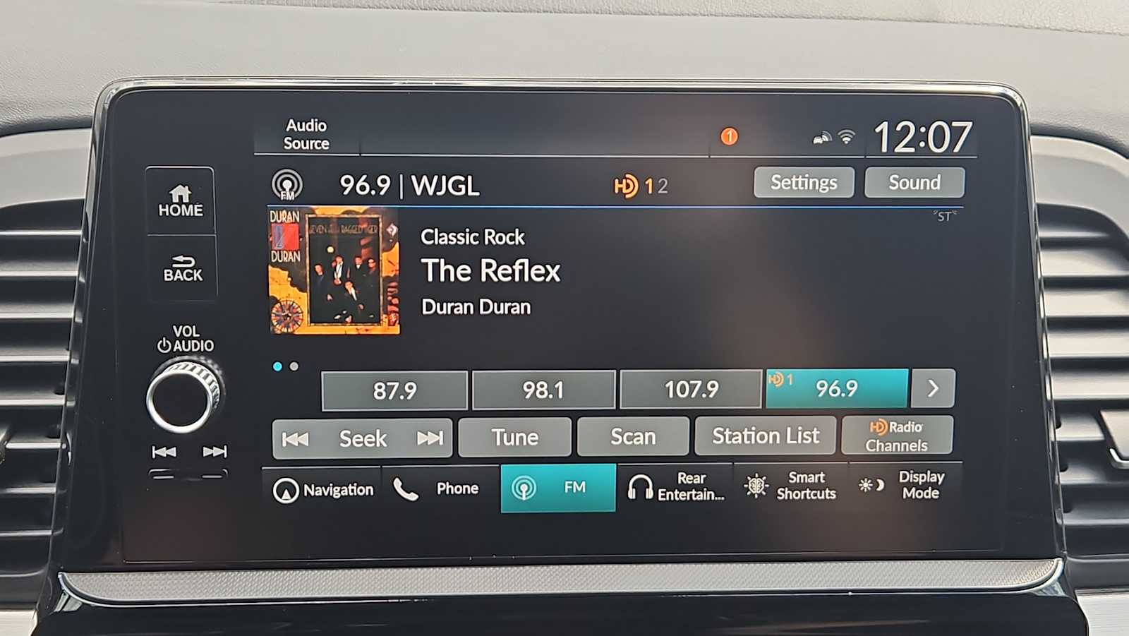 2026 Honda Odyssey Touring - Photo 11