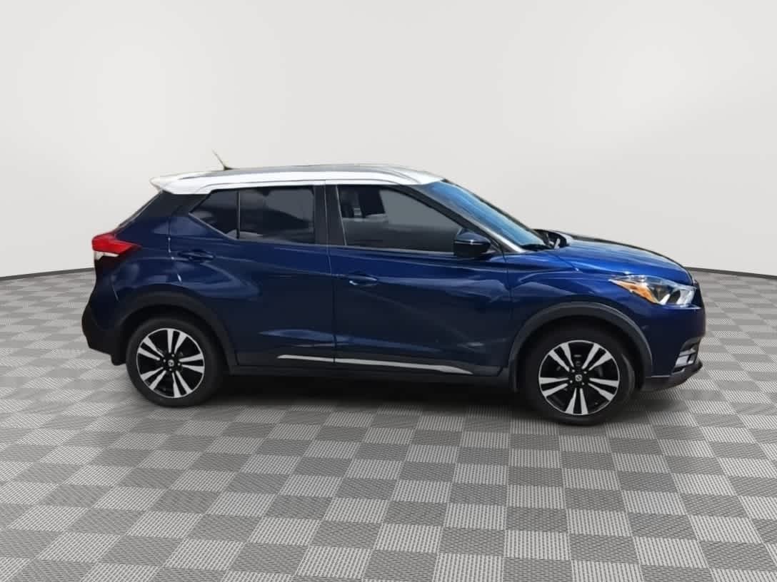 Thumbnail: 2019 Nissan Kicks - 9