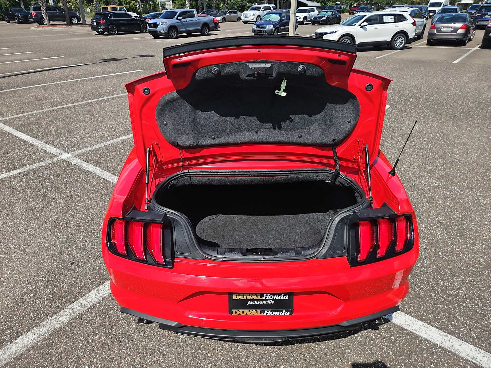 Thumbnail: 2022 Ford Mustang - 19