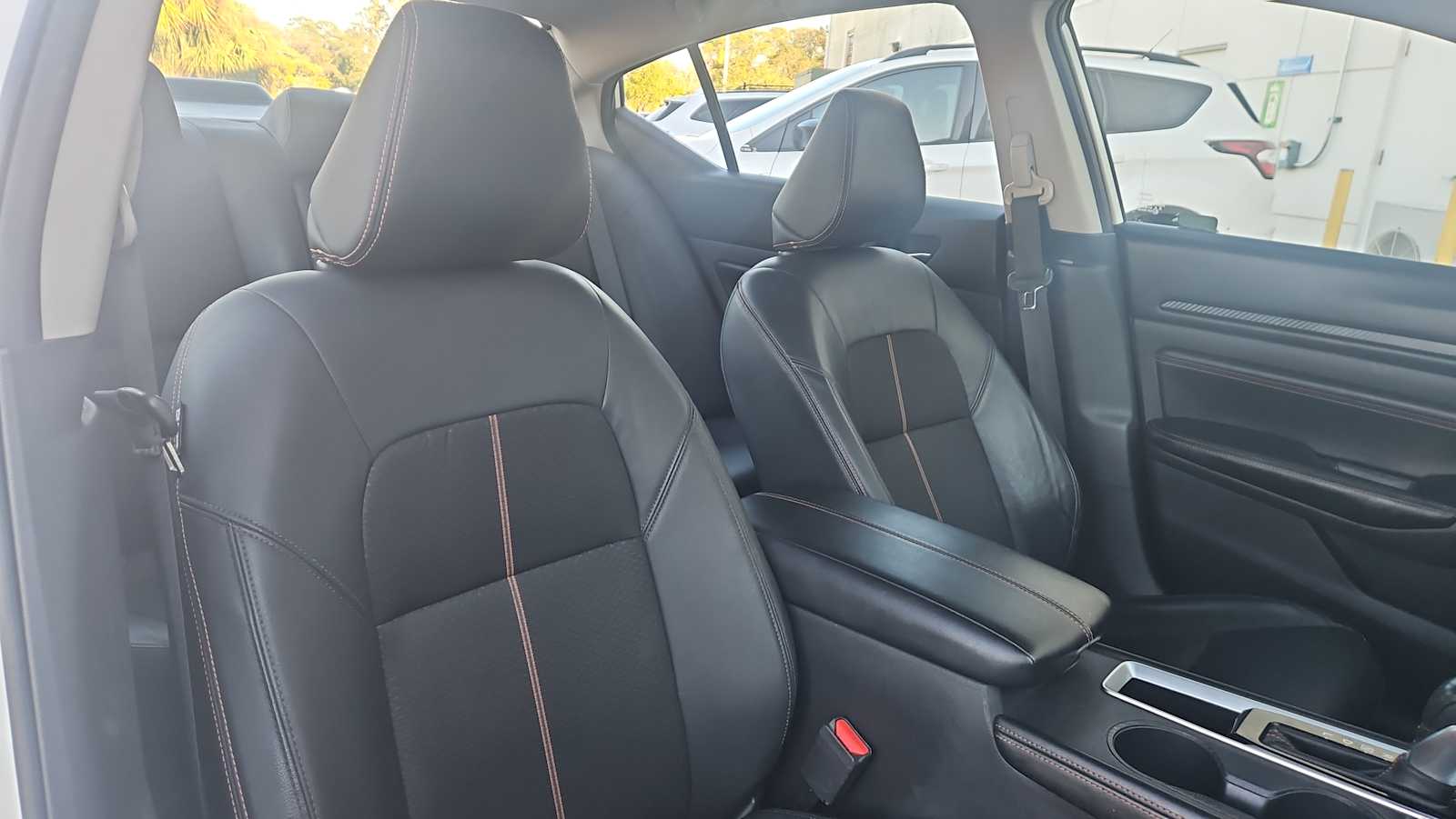 Thumbnail: 2022 Nissan Altima - 25