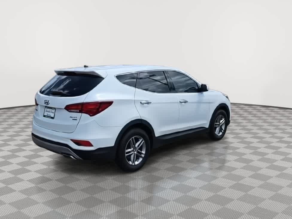Thumbnail: 2018 Hyundai Santa Fe - 7