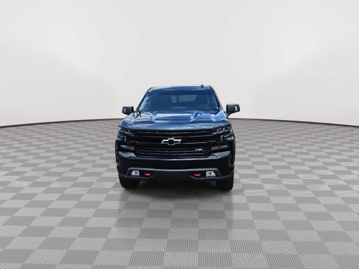 Thumbnail: 2020 Chevrolet Silverado 1500 - 3