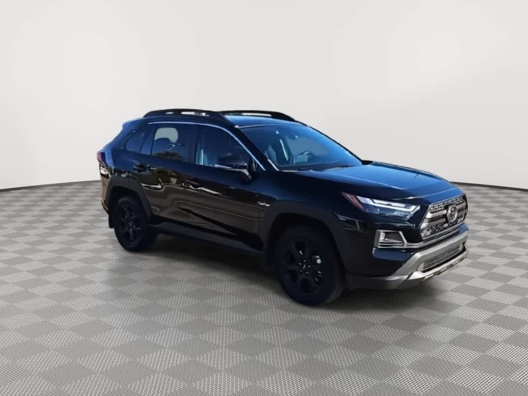 Thumbnail: 2022 Toyota RAV4 - 2