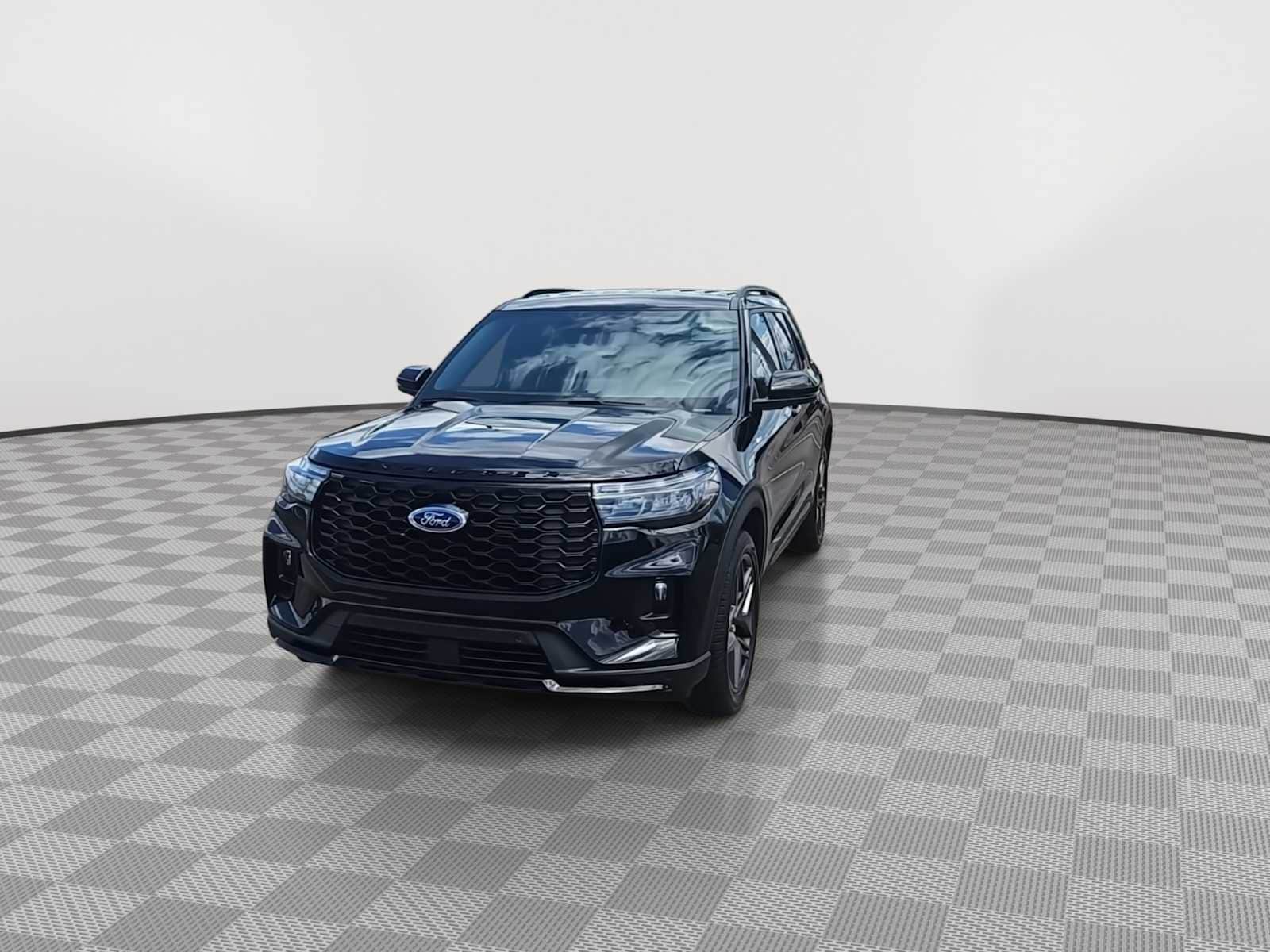 Thumbnail: 2025 Ford Explorer - 3