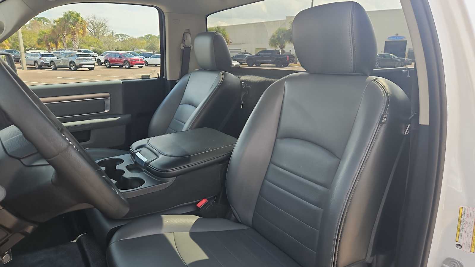 Thumbnail: 2021 RAM 1500 Classic - 13