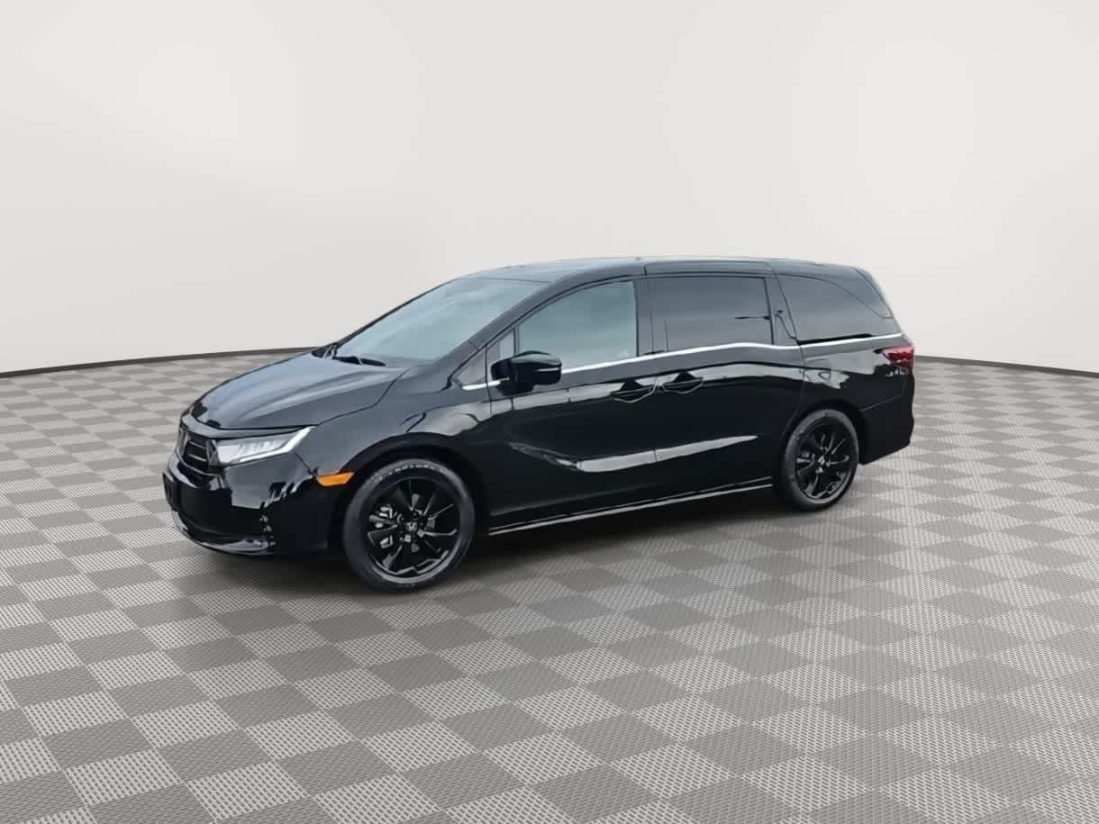 Thumbnail: 2023 Honda Odyssey - 4