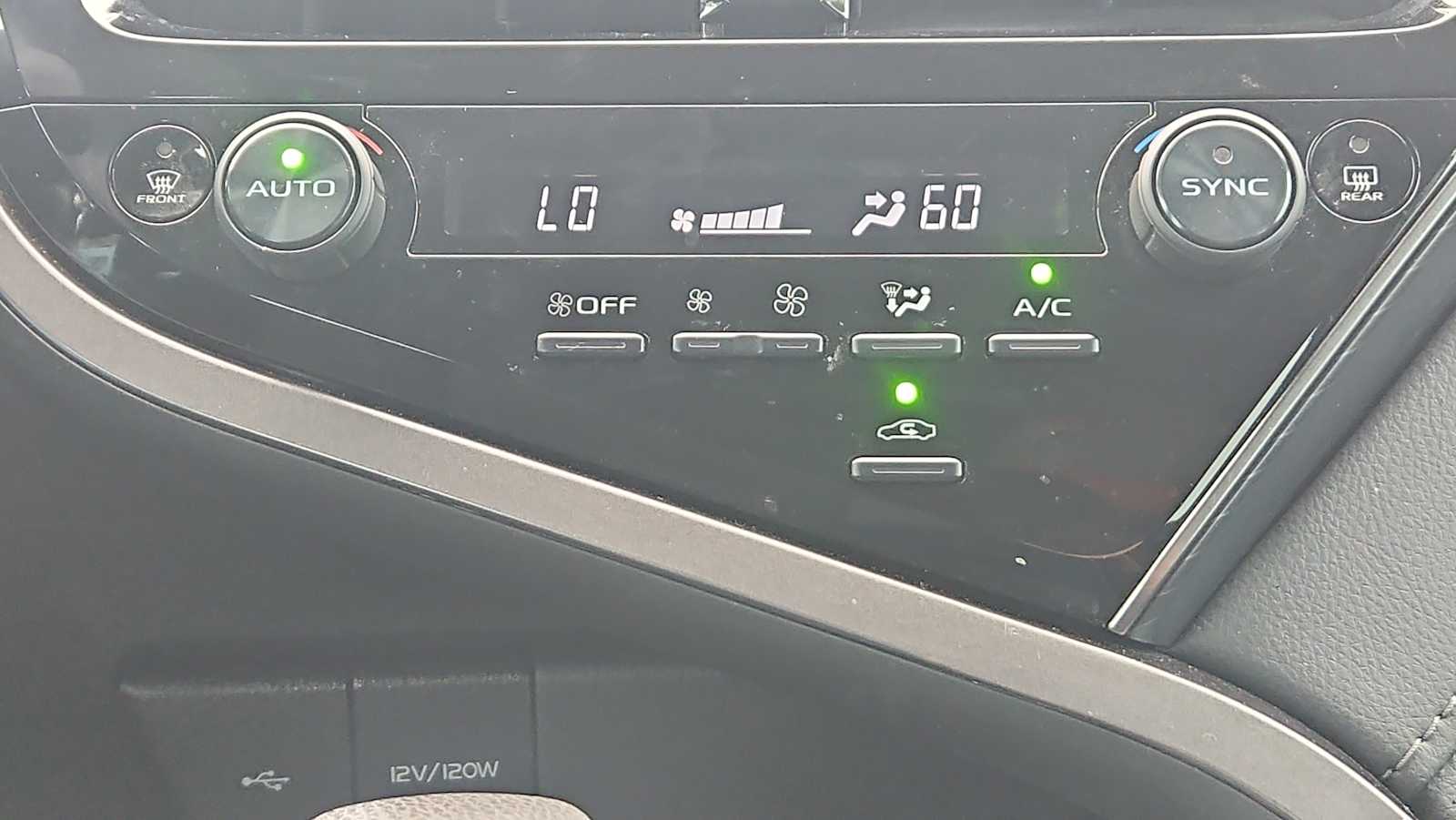 Thumbnail: 2023 Toyota Camry - 16