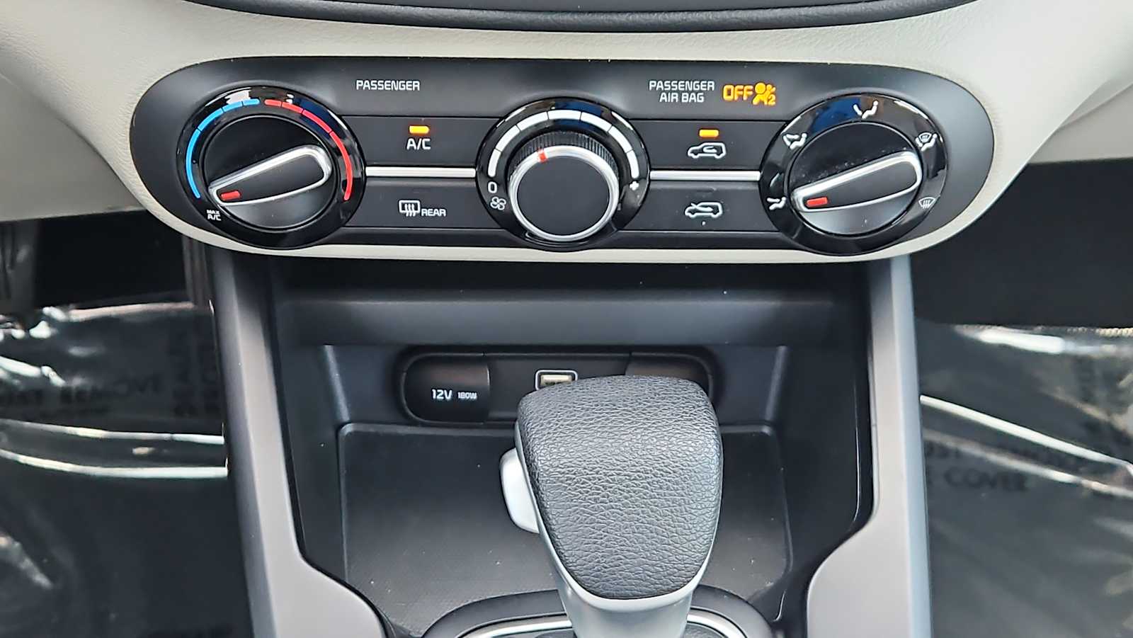 Thumbnail: 2023 Kia Soul - 16