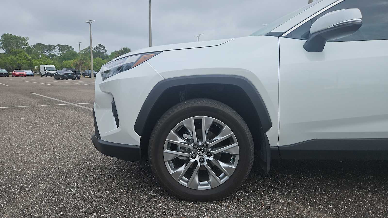 Thumbnail: 2025 Toyota RAV4 - 19