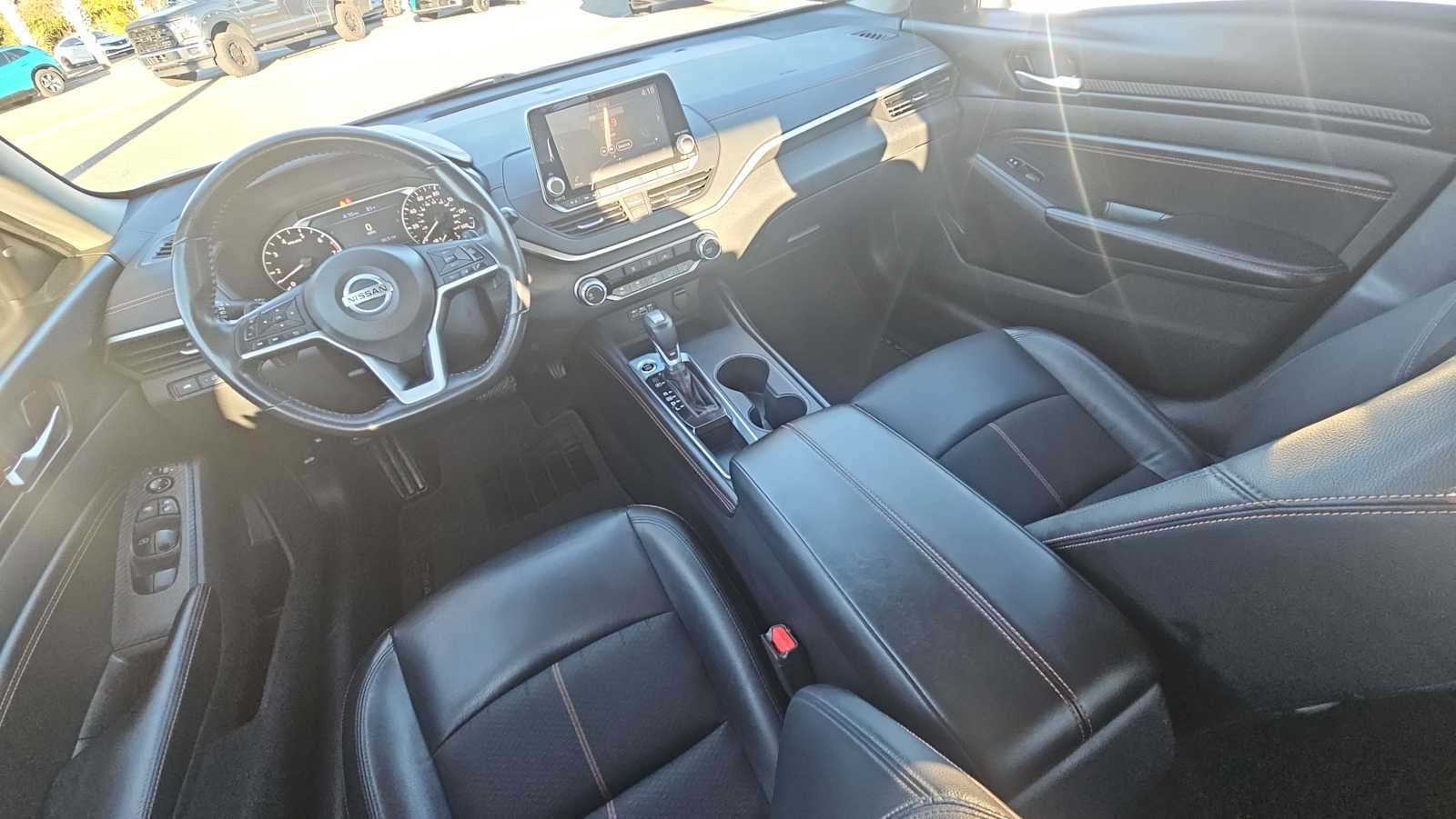 Thumbnail: 2022 Nissan Altima - 22