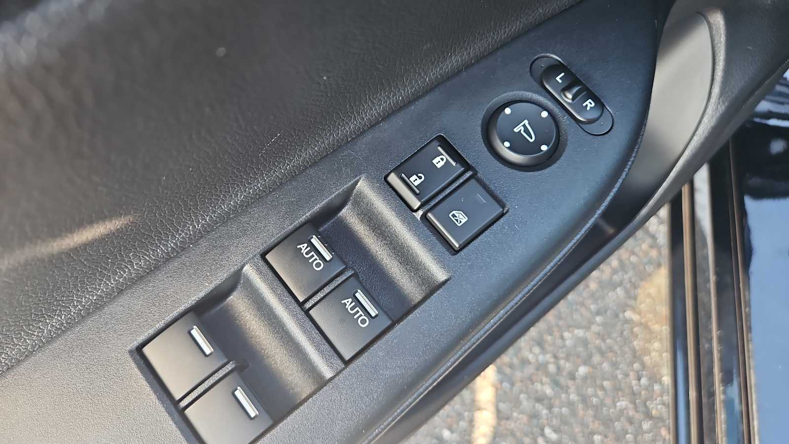 Thumbnail: 2016 Honda Accord - 15