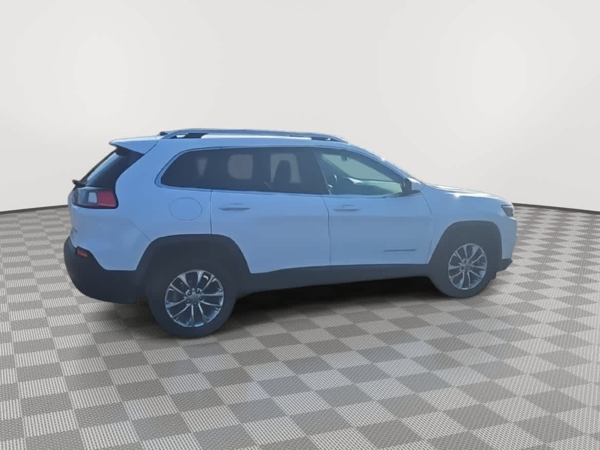 Thumbnail: 2019 Jeep Cherokee - 9