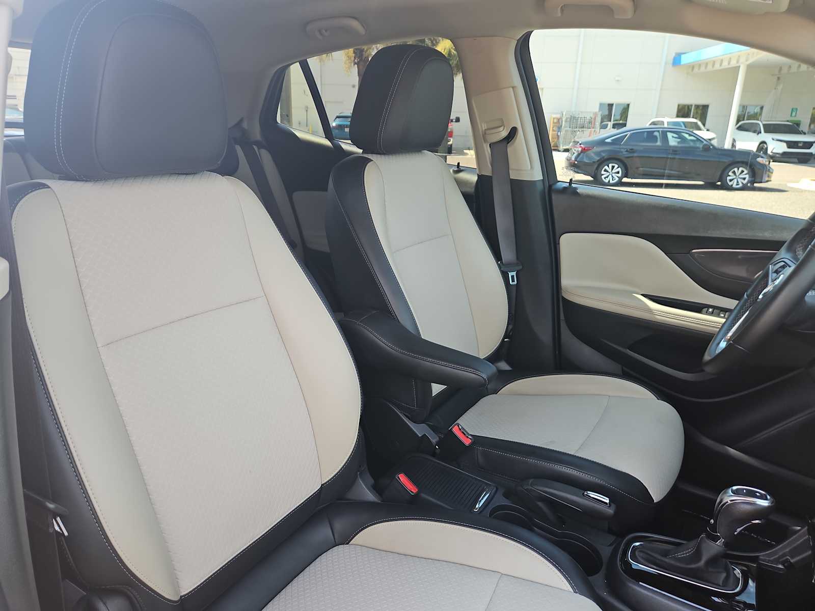 Thumbnail: 2020 Buick Encore - 25