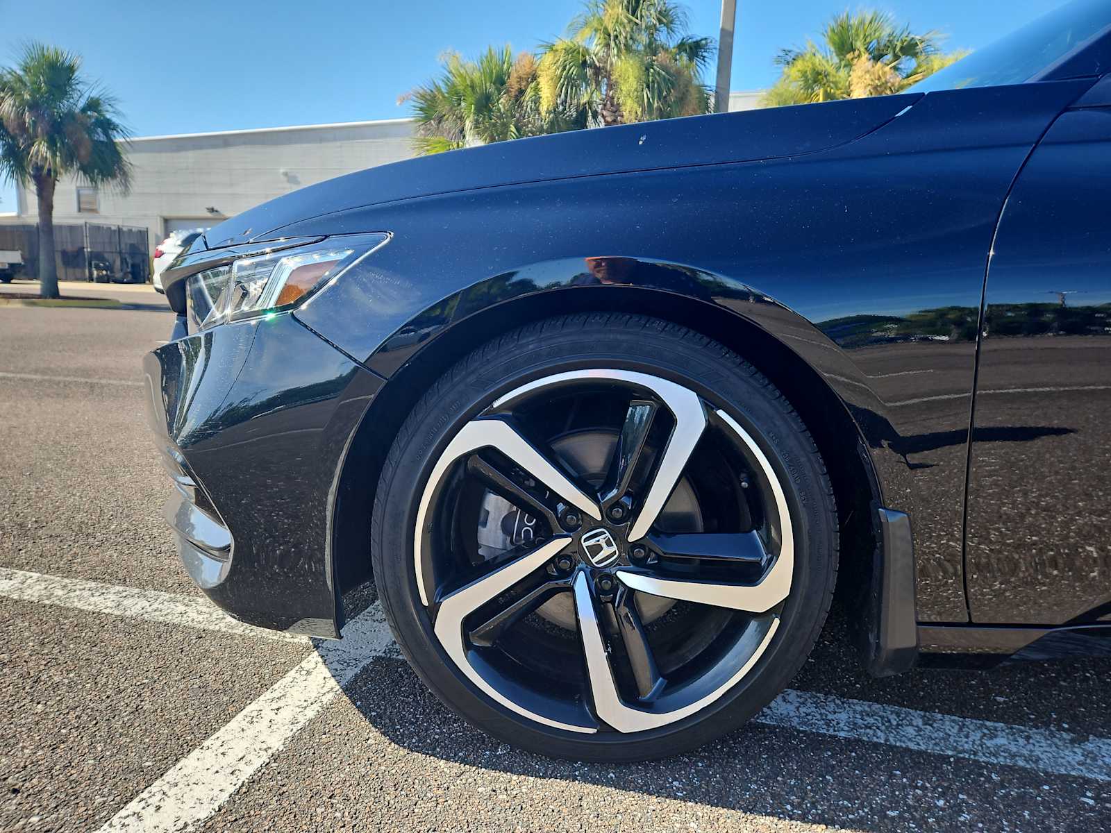 Thumbnail: 2019 Honda Accord - 19