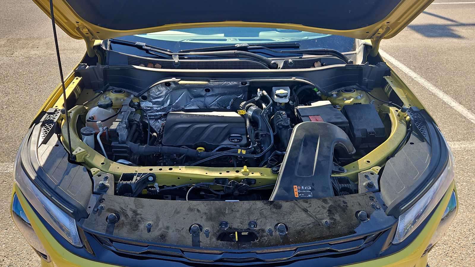 Thumbnail: 2024 Chevrolet Trax - 18