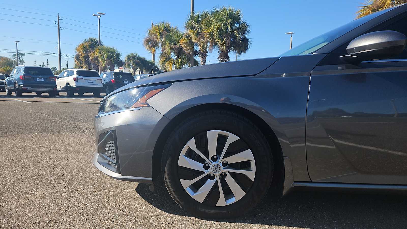 Thumbnail: 2023 Nissan Altima - 18