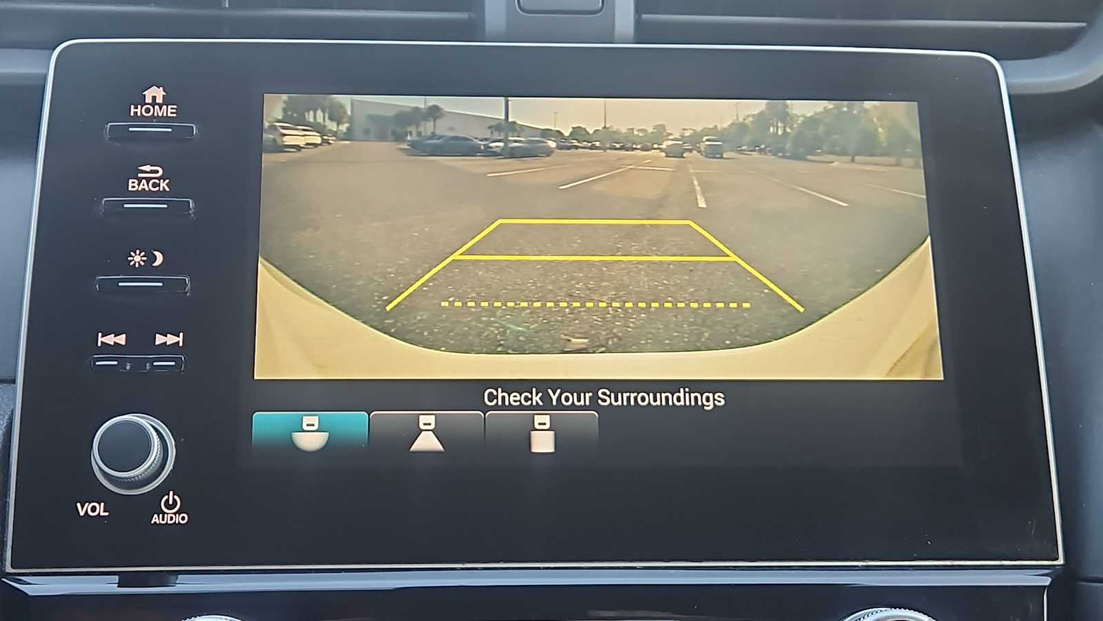 Thumbnail: 2020 Honda Insight - 11