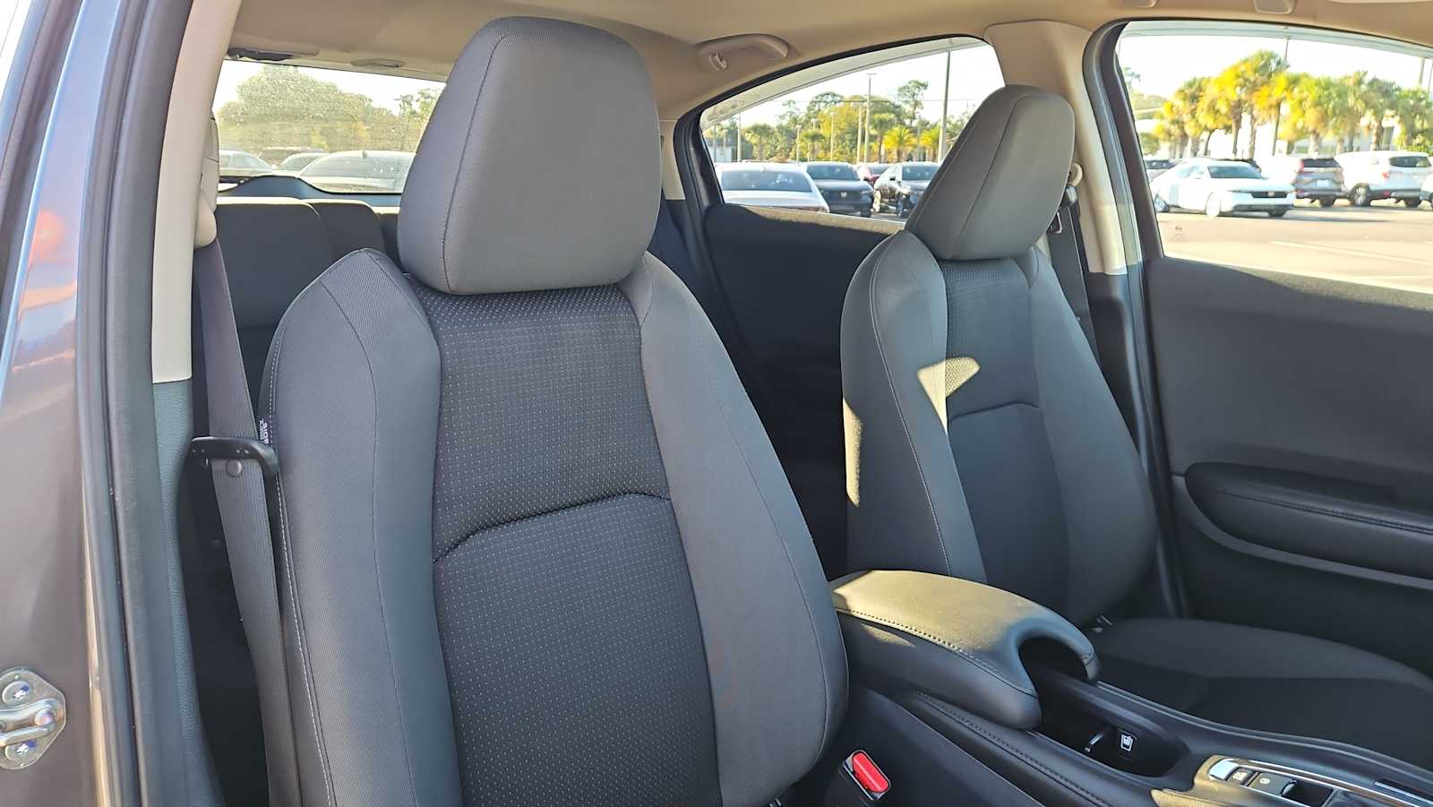 Thumbnail: 2019 Honda HR-V - 26