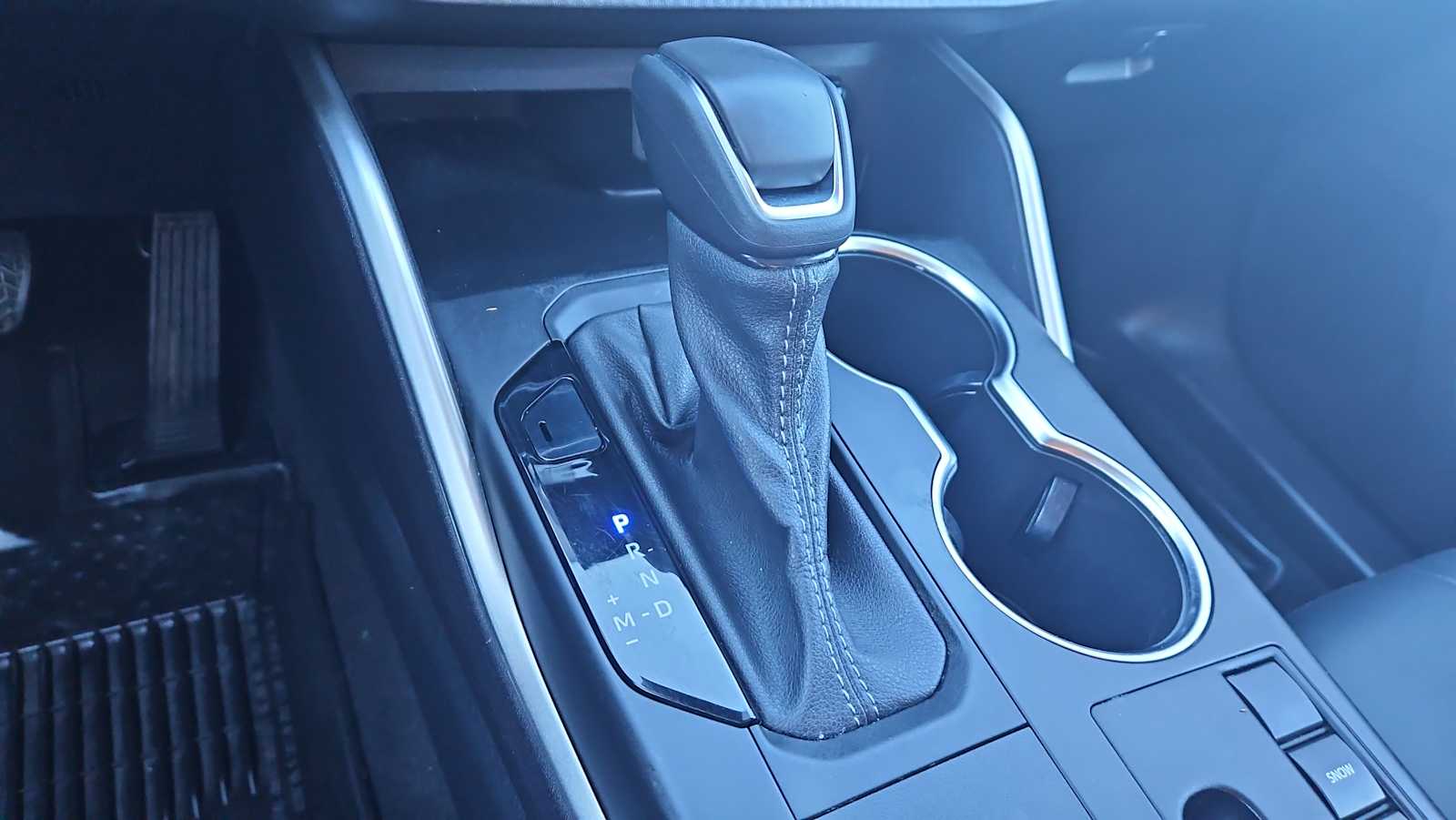 Thumbnail: 2023 Toyota Highlander - 23