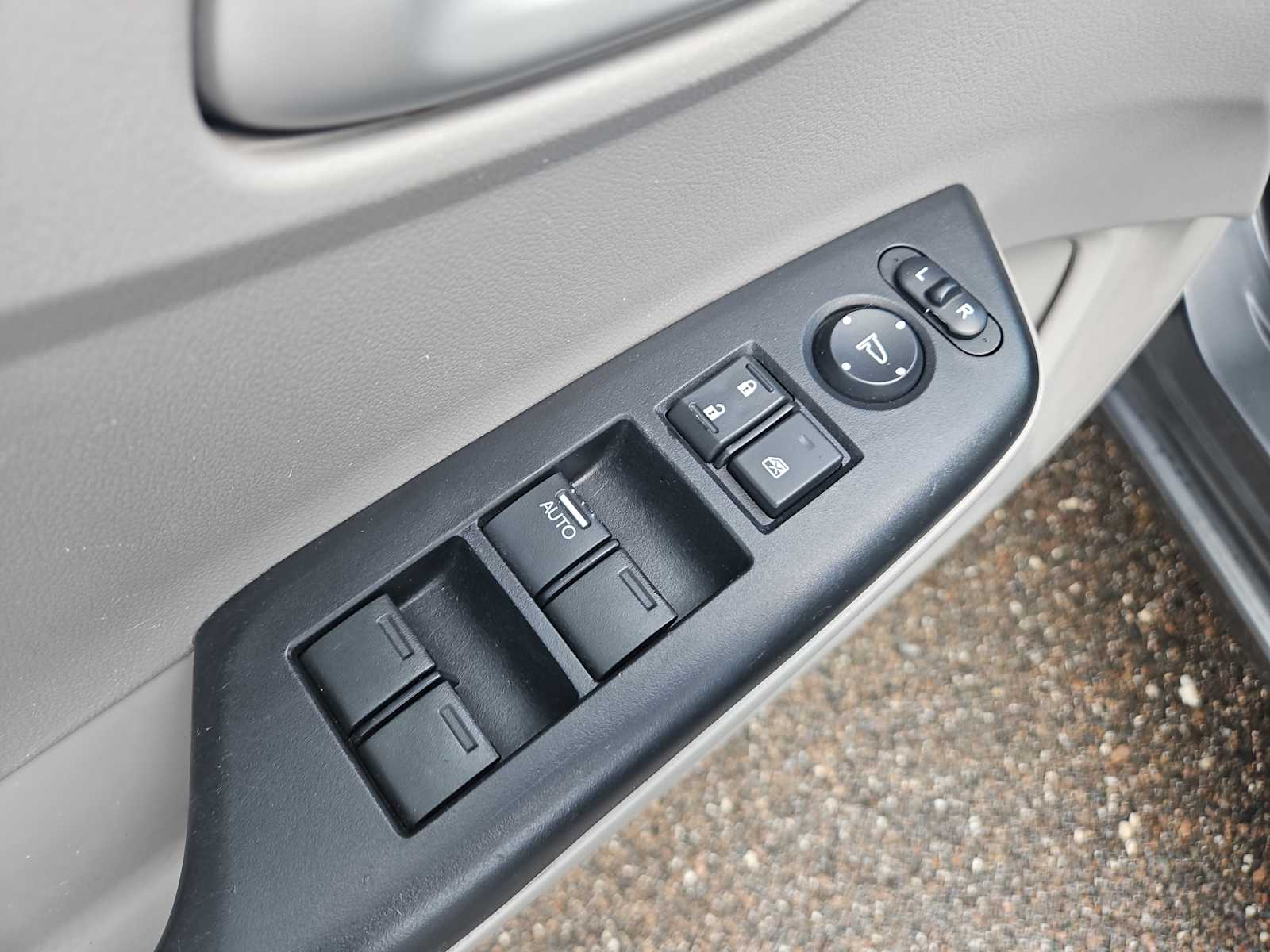 Thumbnail: 2012 Honda Civic - 15