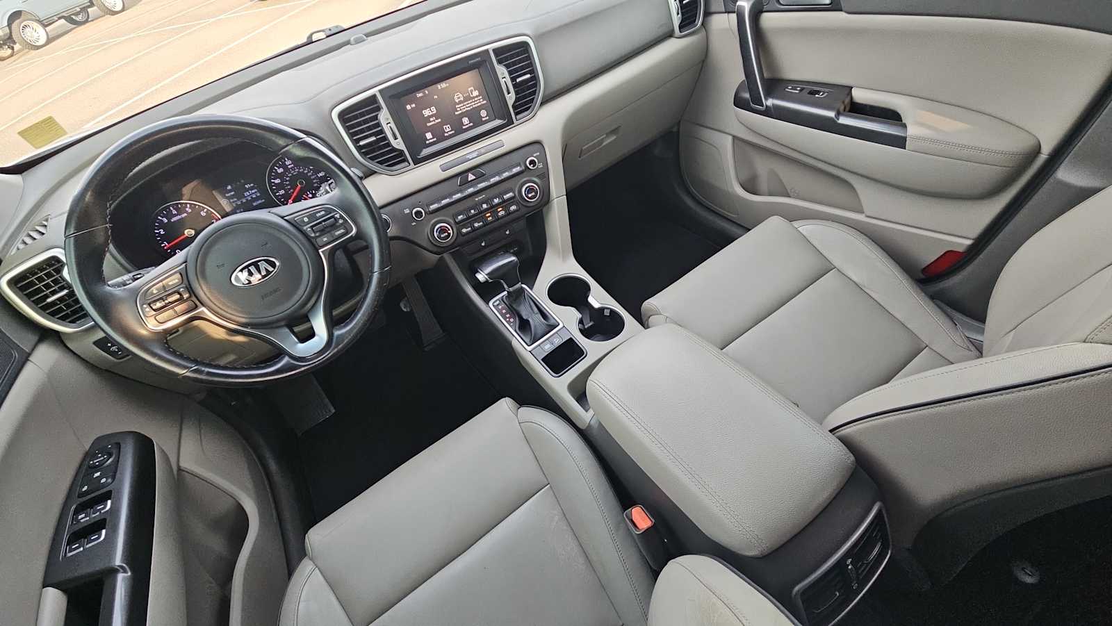 Thumbnail: 2017 Kia Sportage - 22