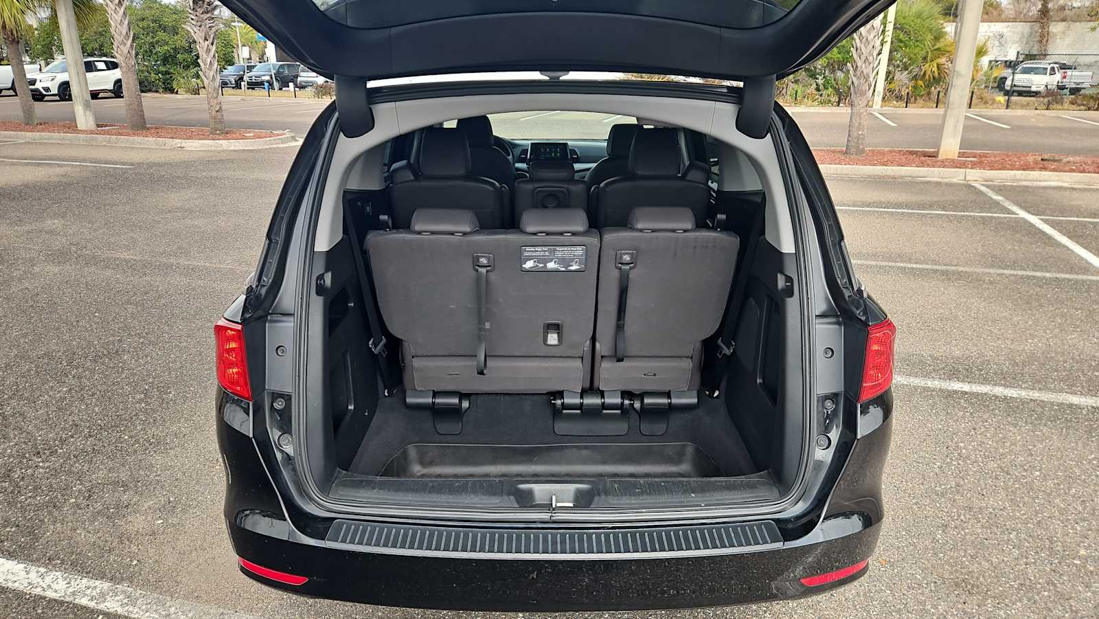 Thumbnail: 2019 Honda Odyssey - 21