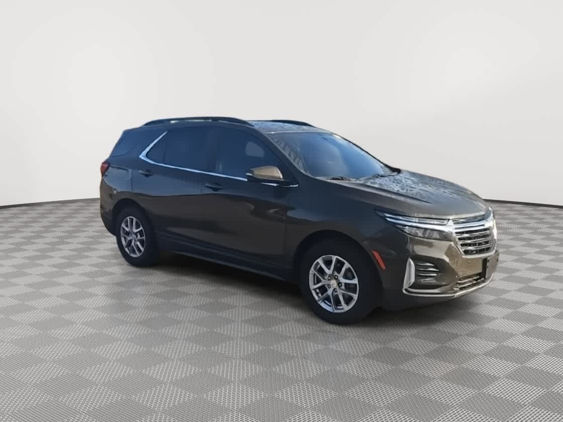 Thumbnail: 2023 Chevrolet Equinox - 2